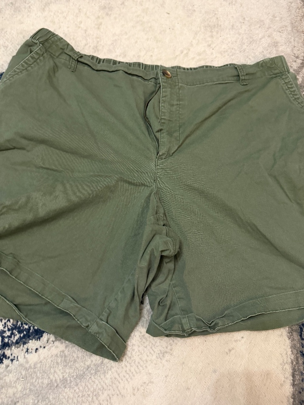 Old Navy Women's XXL Olive Green Elastic Waist Chino Shorts